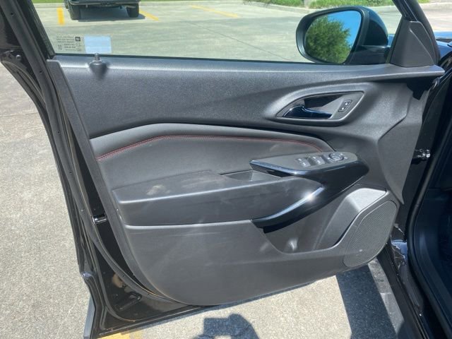 New 2026 Chevrolet Trax RS w/ Driver Confidence Package FWD image 4