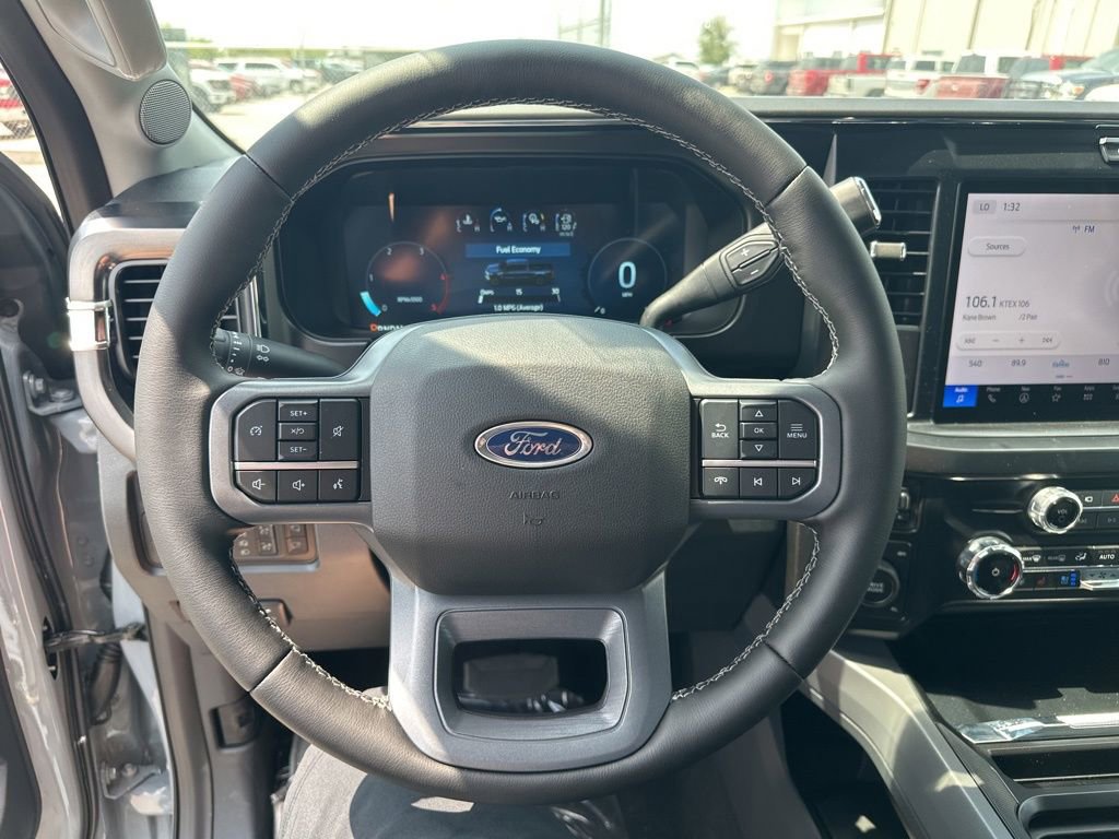 New 2026 Ford F250 Lariat w/ Black Appearance Package image 20