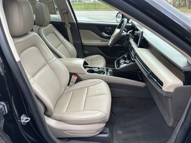 Used 2022 Lincoln Corsair Grand Touring image 12