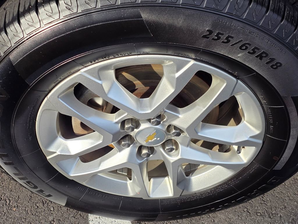 Used 2019 Chevrolet Traverse LS image 11