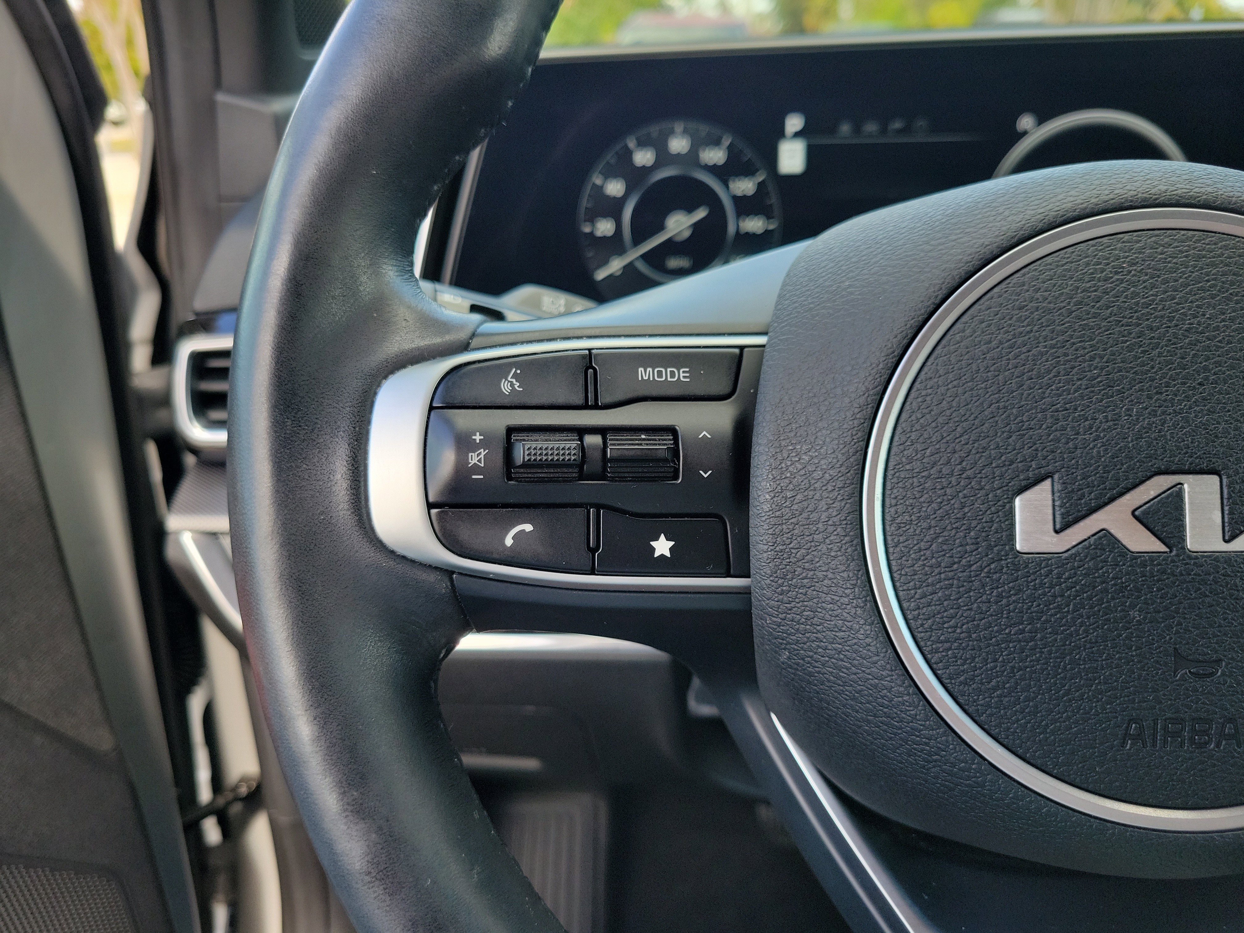 Certified 2023 Kia Sportage SX image 31