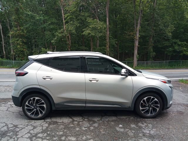 Used 2022 Chevrolet Bolt EUV Premier w/ Launch Edition image 8