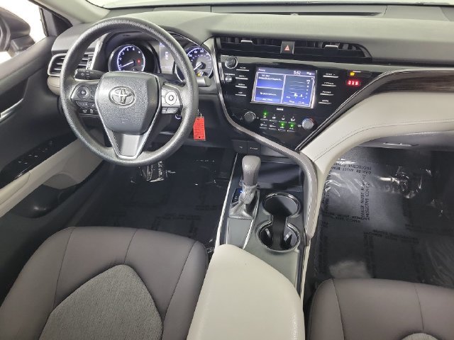 Used 2020 Toyota Camry LE FWD image 15