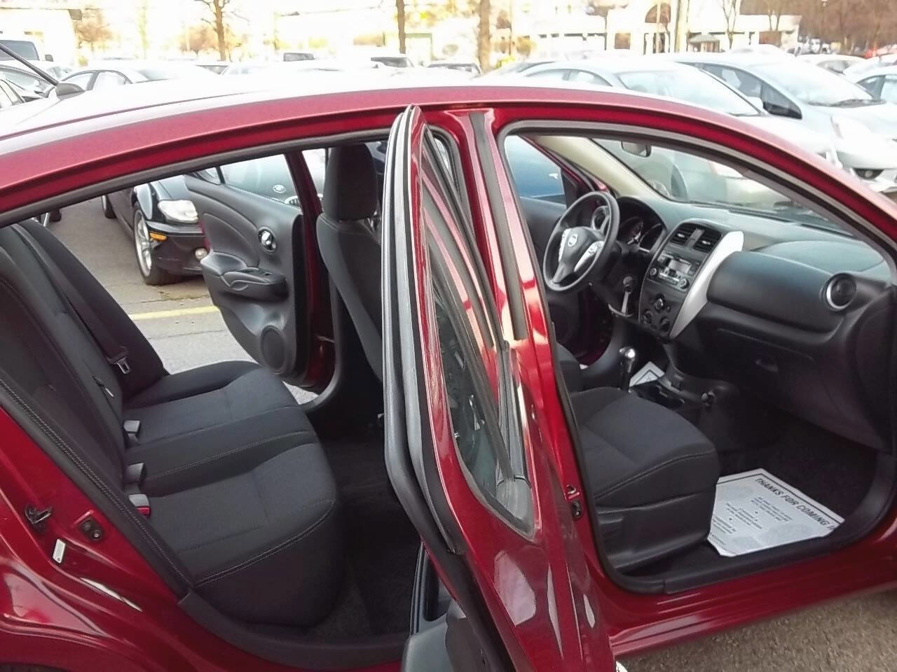 Used 2017 Nissan Versa SV image 4