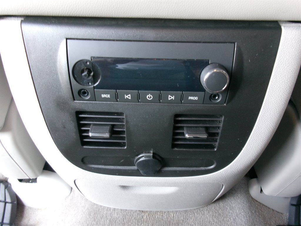 Used 2011 Chevrolet Avalanche LT RWD image 41
