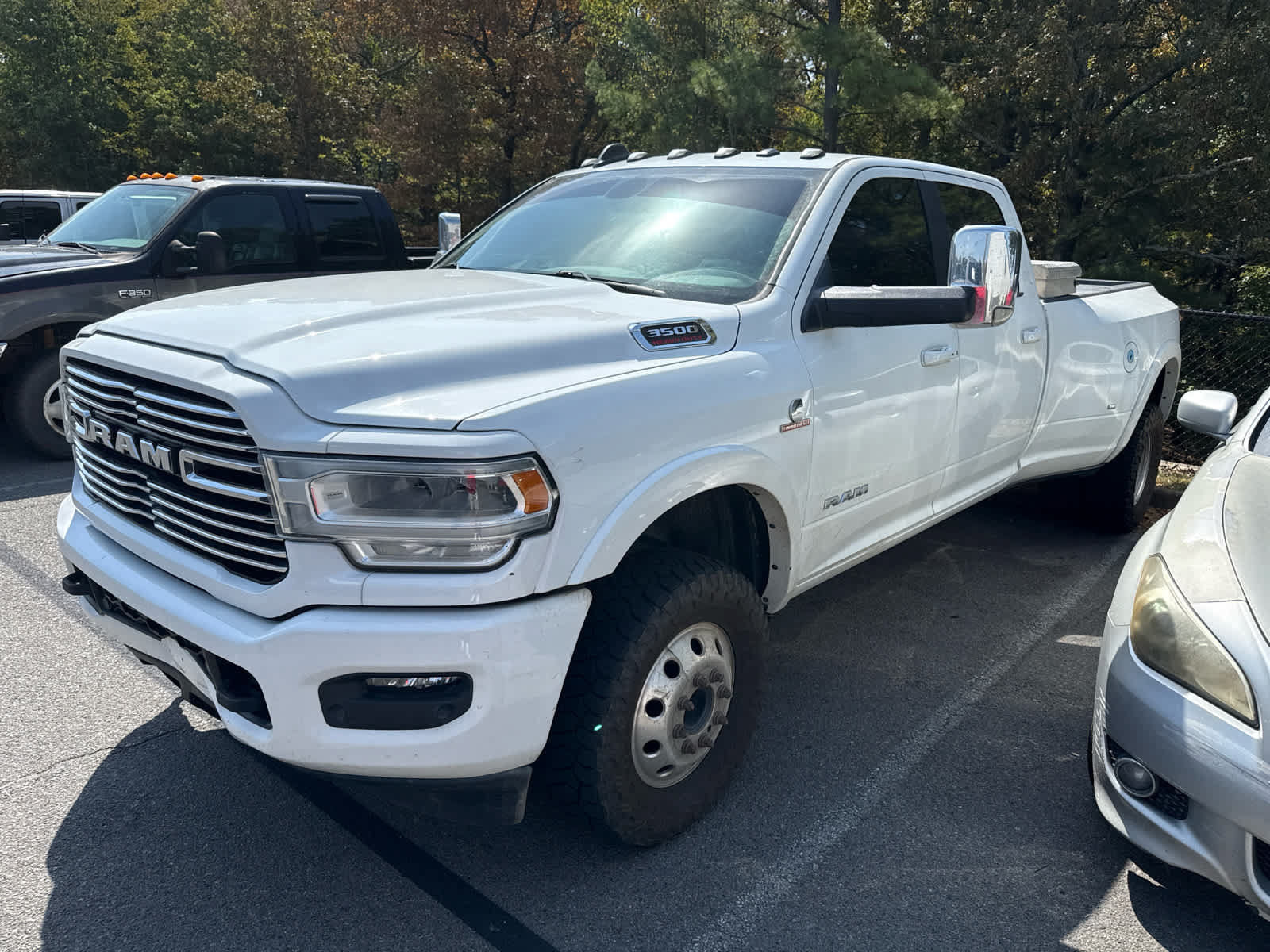 Used 2022 RAM 3500 Laramie AWD/4WD image 1