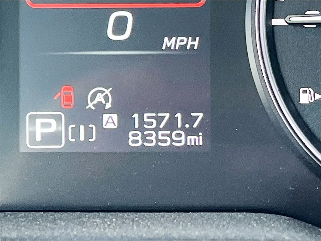 Used 2025 Subaru Forester Premium image 11