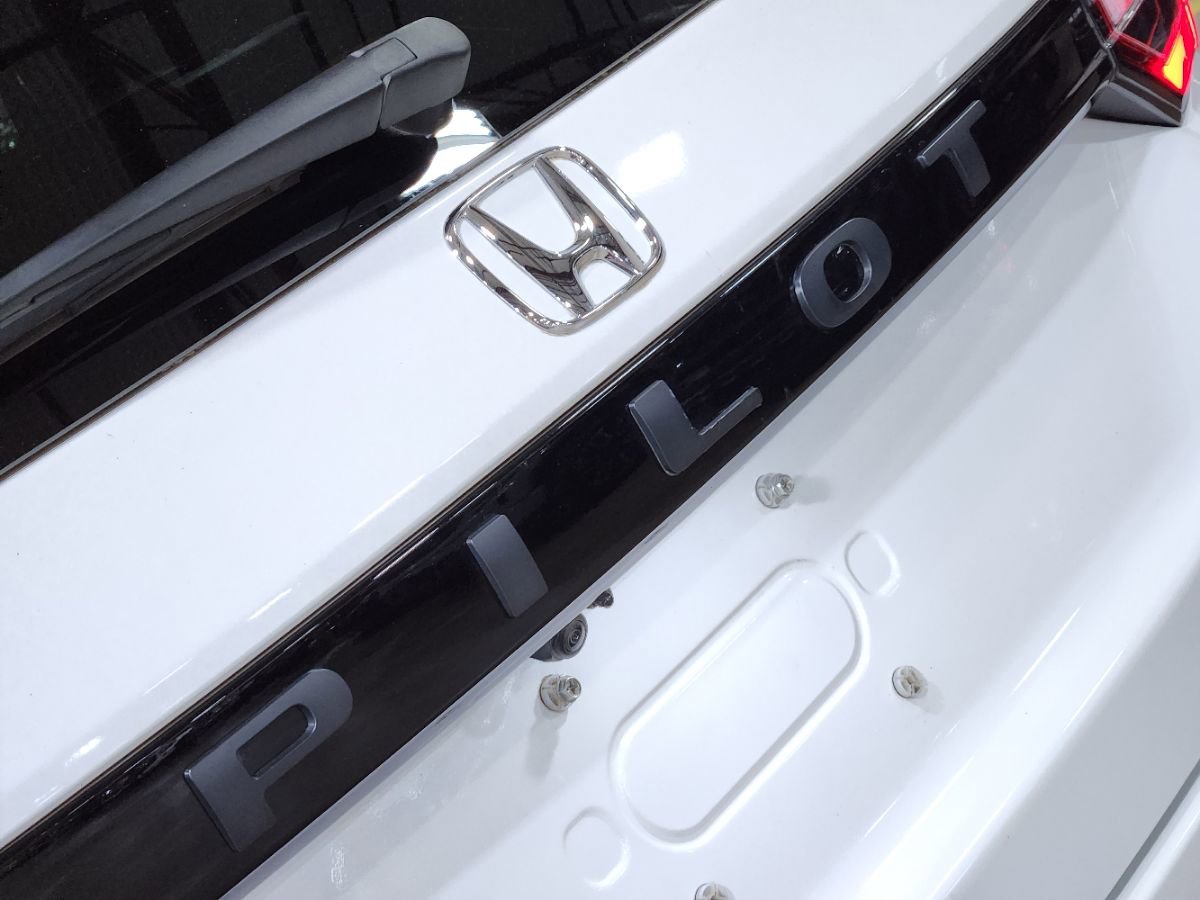 Used 2023 Honda Pilot Elite image 25