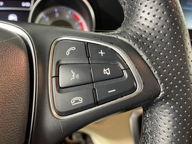 Used 2017 Mercedes-Benz GLA 250 4MATIC image 10