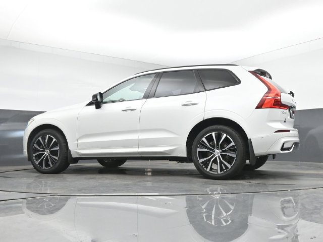 Used 2023 Volvo XC60 B5 Plus w/ Climate Package AWD/4WD image 41