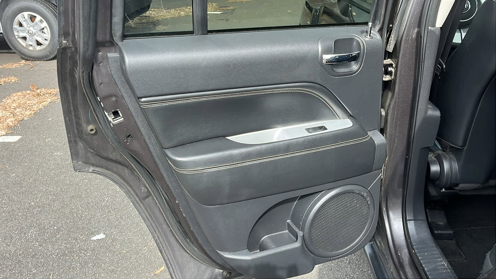 Used 2017 Jeep Compass High Altitude image 19