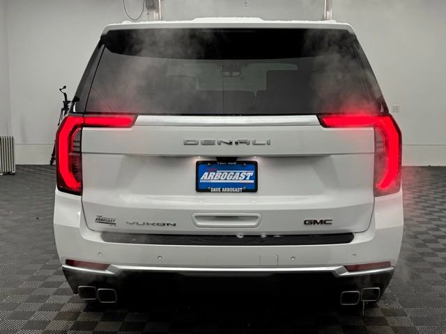 New 2026 GMC Yukon Denali w/ Denali Reserve Package image 11