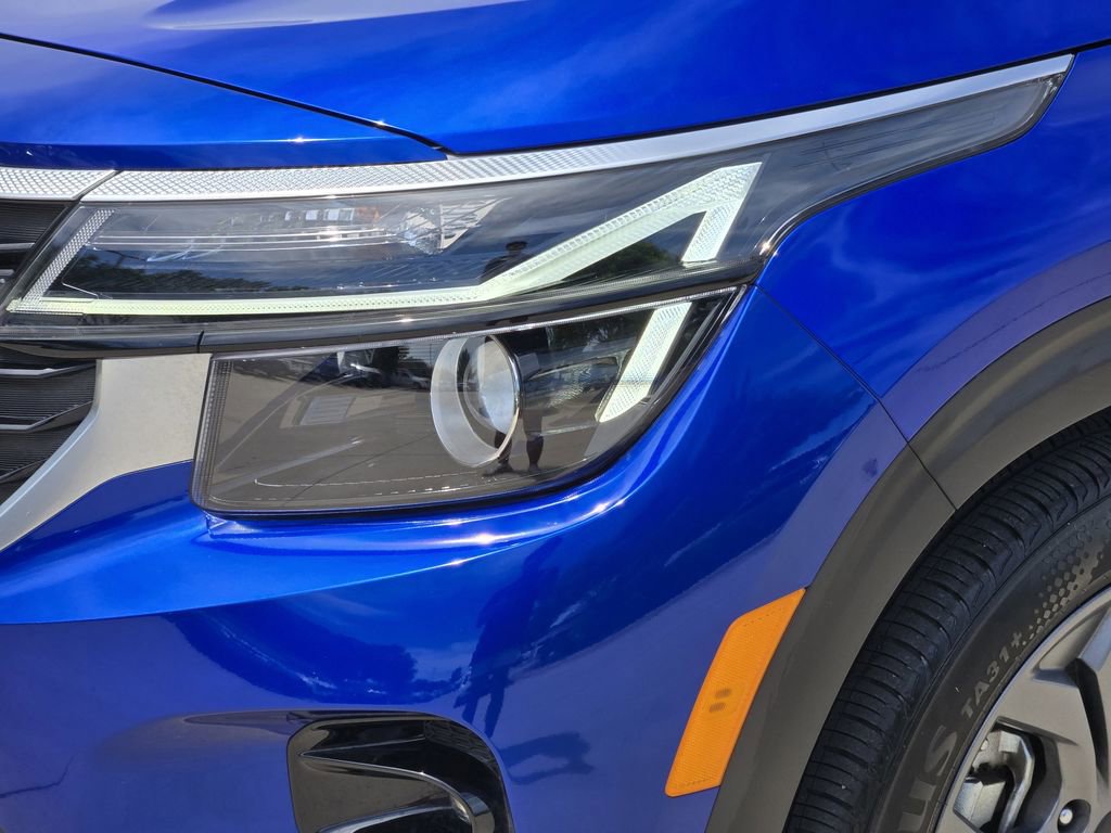 Certified 2024 Kia Seltos S image 15