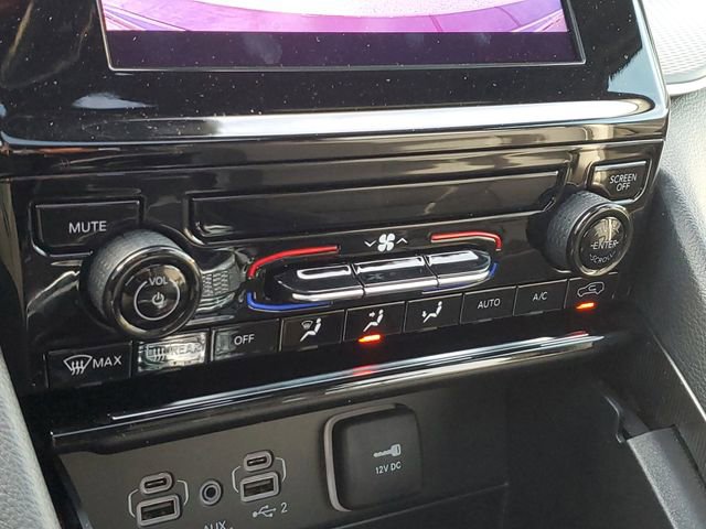 Used 2025 Jeep Grand Cherokee Laredo X image 29