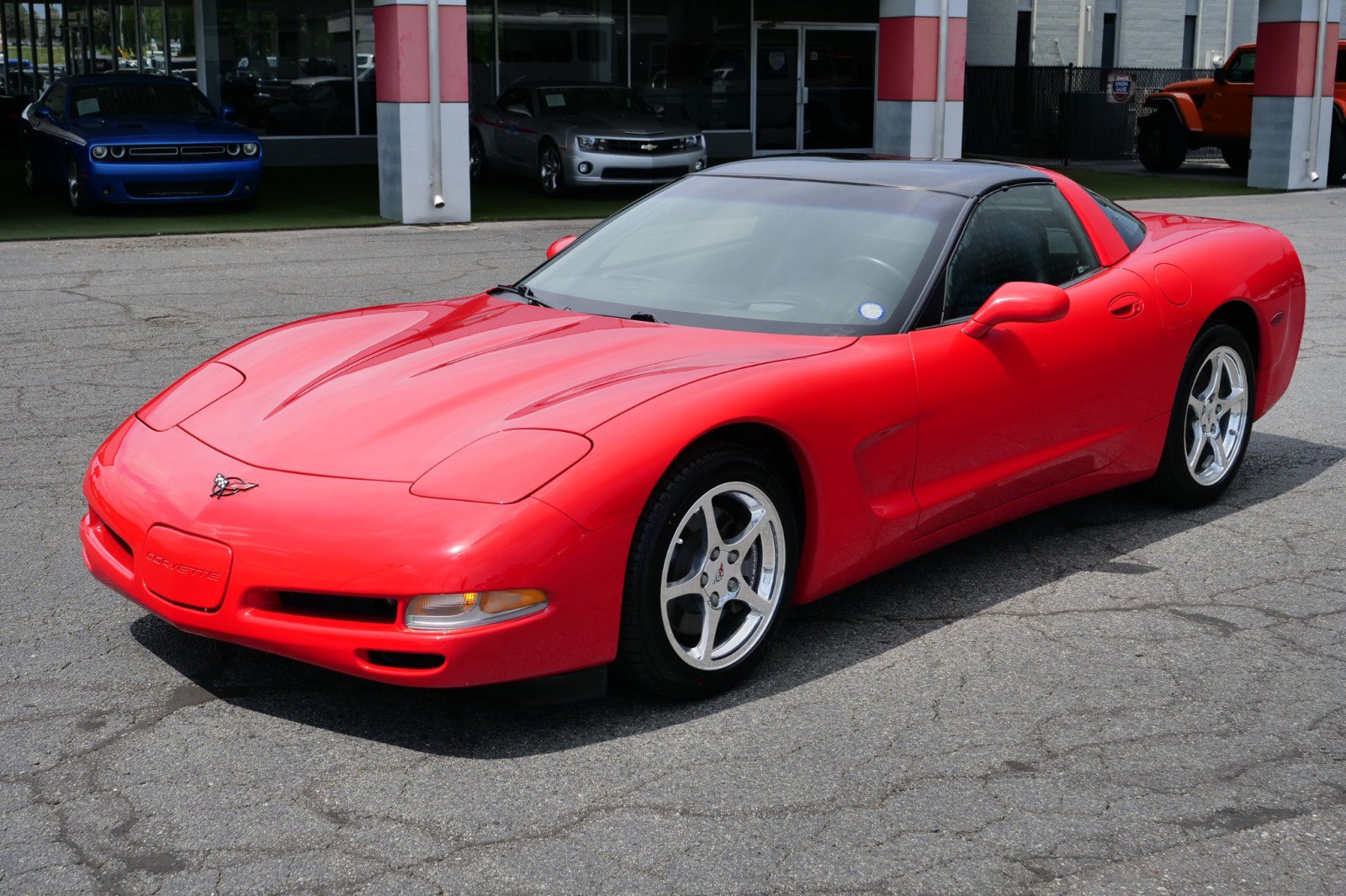 Used 2002 Chevrolet Corvette Coupe w/ Preferred Equipment Group2 RWD image 6