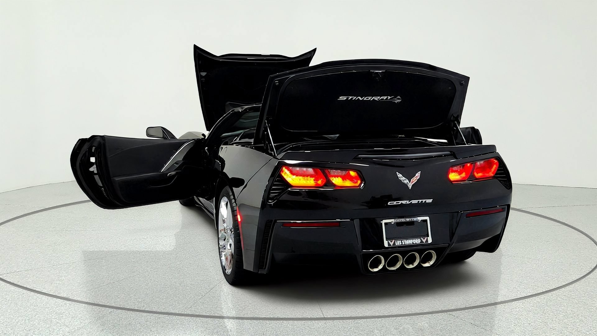 Used 2014 Chevrolet Corvette Stingray Convertible w/ 3LT Preferred Equipment Group RWD image 11
