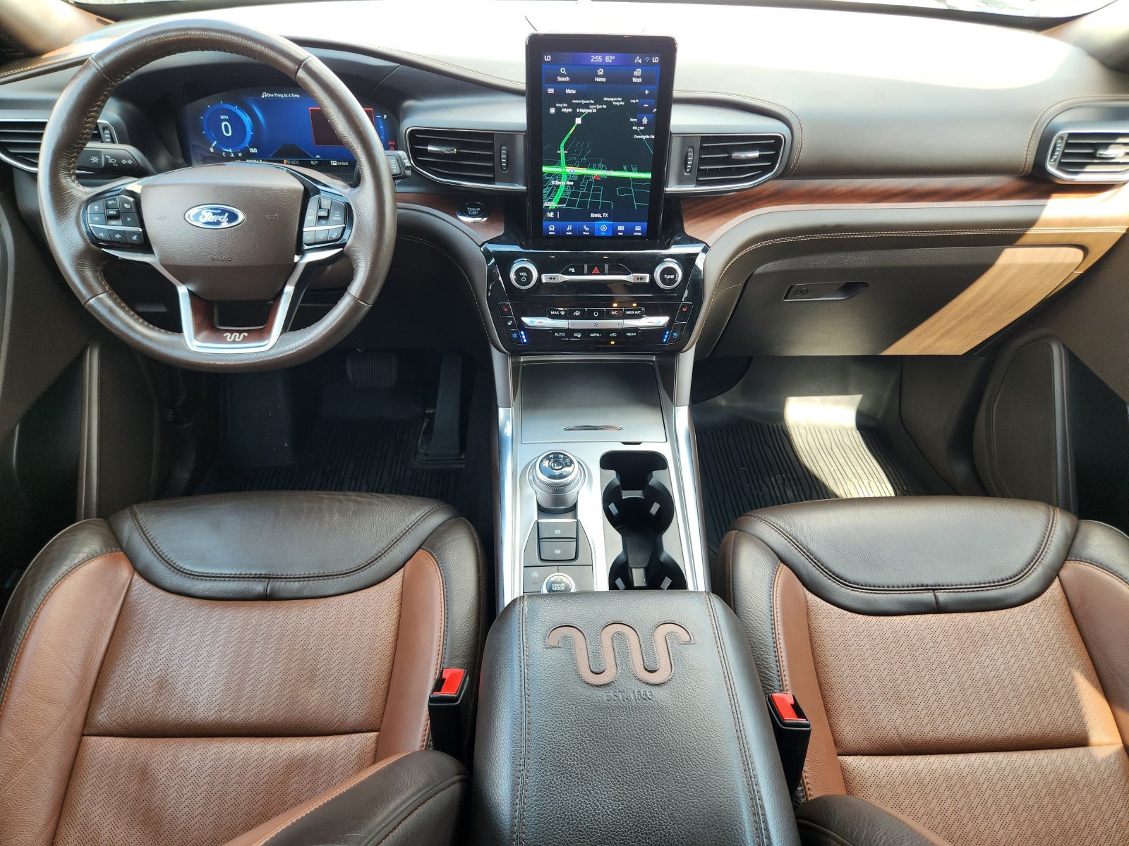 Used 2024 Ford Explorer King Ranch w/ Technology Package AWD/4WD image 29