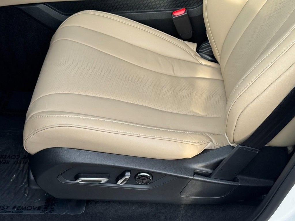 Certified 2026 Acura MDX w/ Technology Package image 19