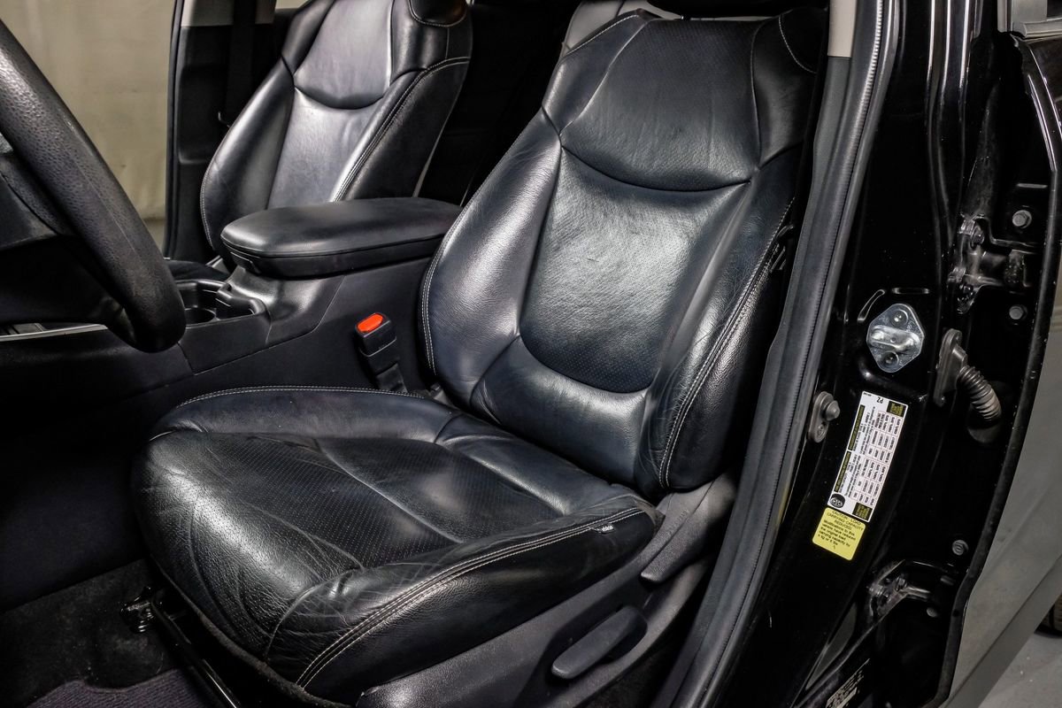 Used 2021 Toyota RAV4 LE FWD image 28