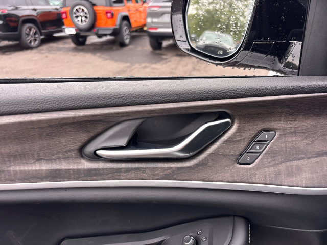 New 2027 Jeep Grand Cherokee Limited AWD/4WD image 16