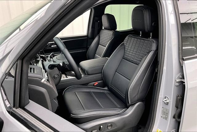 New 2025 GMC Sierra EV Denali image 12