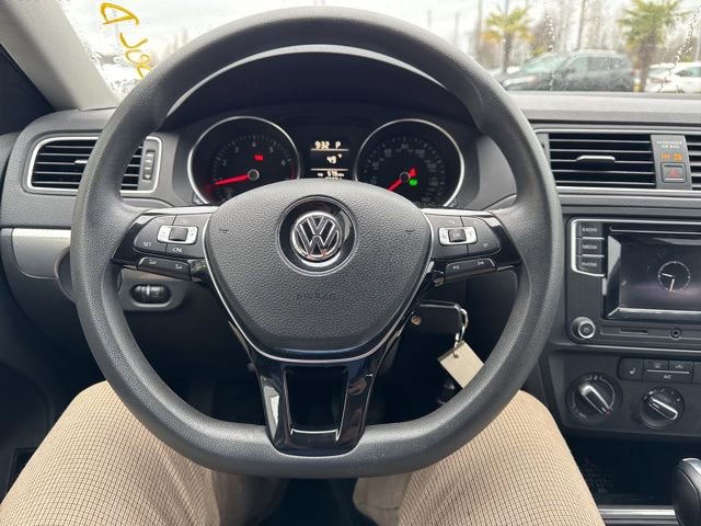 Used 2017 Volkswagen Jetta S w/ Jetta S Cold Weather Package image 15