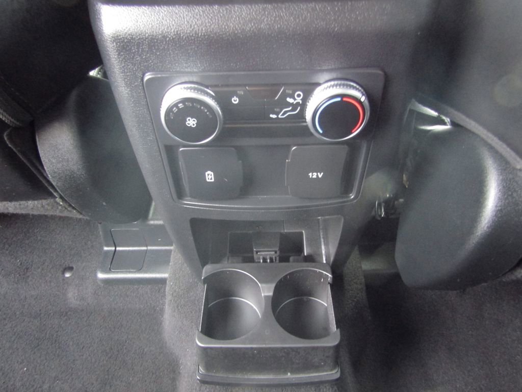 Used 2024 Ford Explorer XLT w/ Equipment Group 202A AWD/4WD image 33