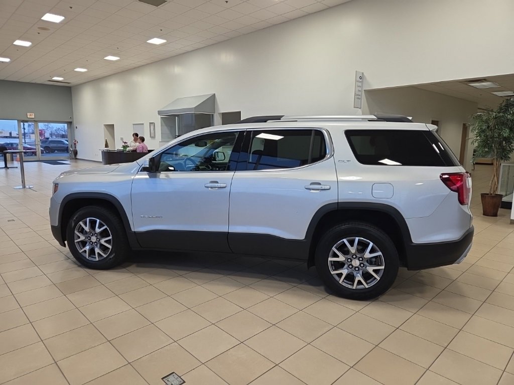 Used 2020 GMC Acadia SLT image 9