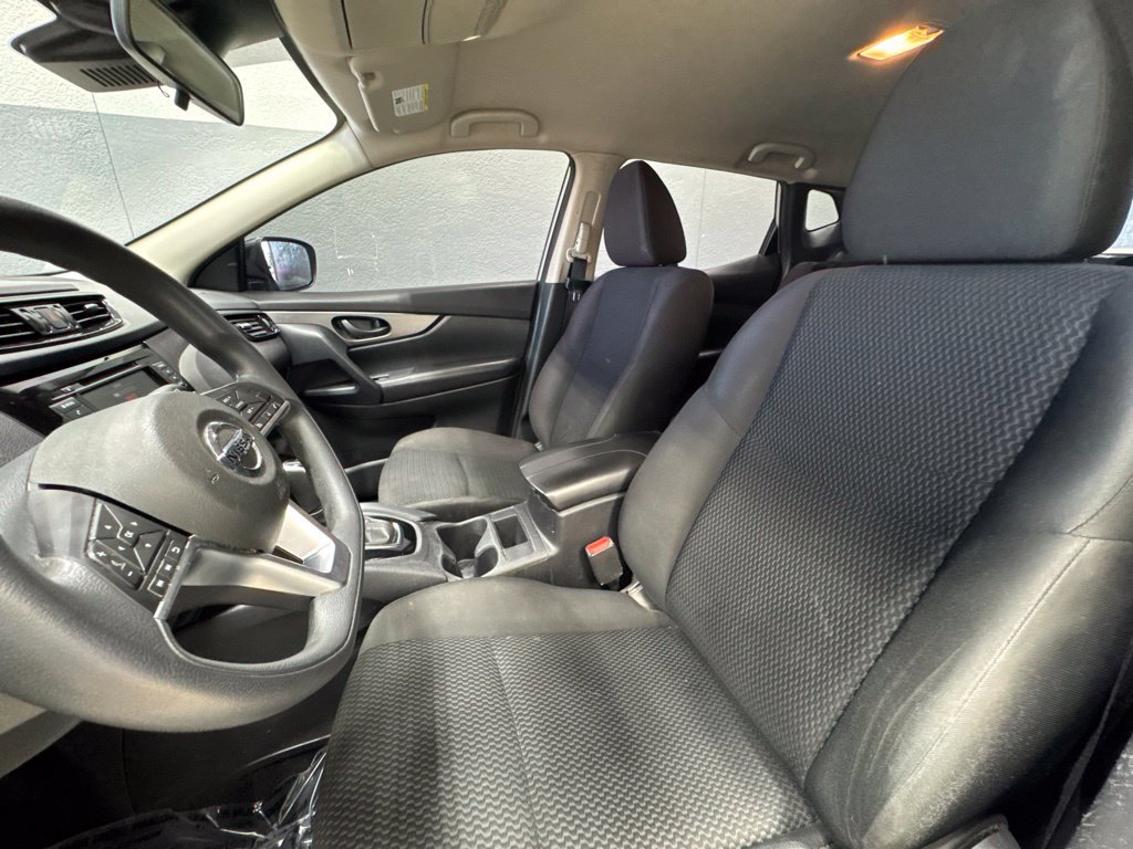 Used 2022 Nissan Rogue Sport S FWD image 17