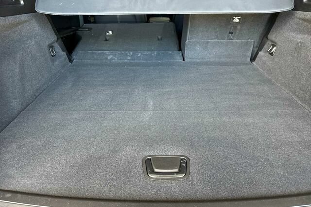 Certified 2024 Cadillac Lyriq Sport AWD/4WD image 15