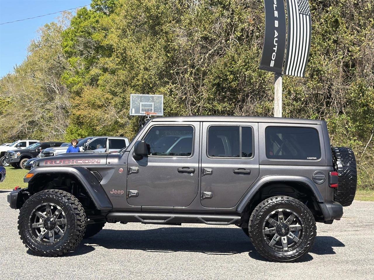 Used 2019 Jeep Wrangler Unlimited Rubicon w/ Advanced Safety Group image 4