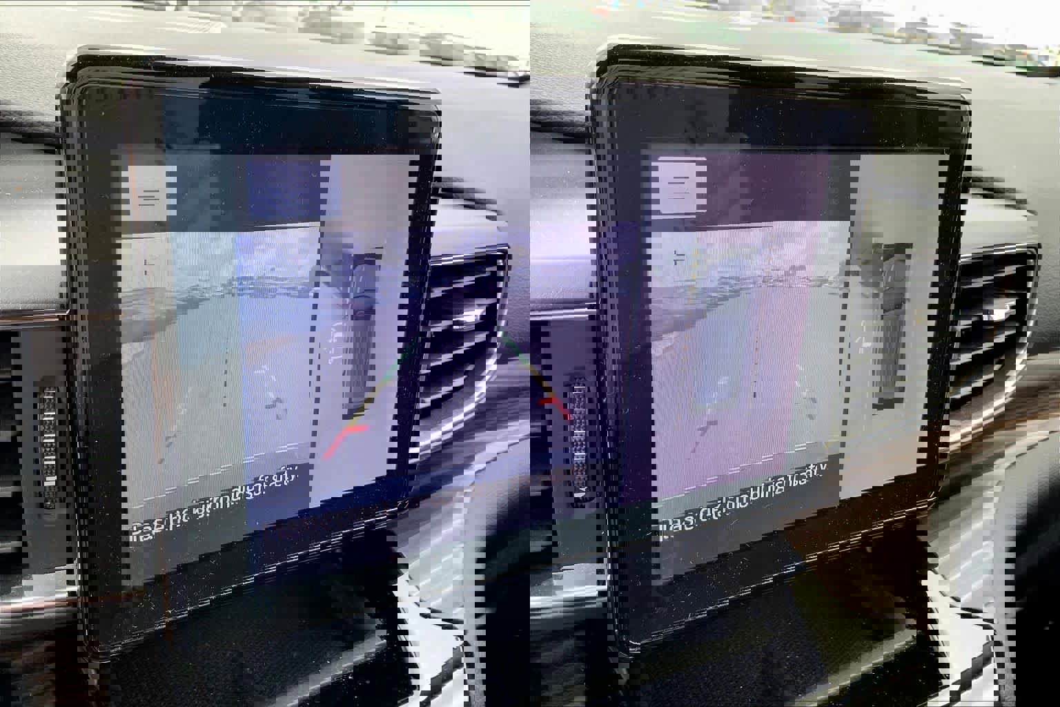 Used 2022 Ford Explorer Limited w/ Equipment Group 301A image 26