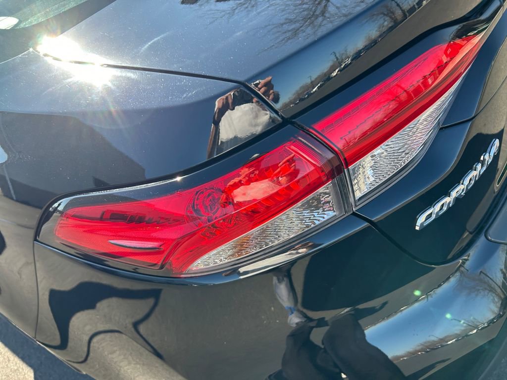 Used 2024 Toyota Corolla LE image 16