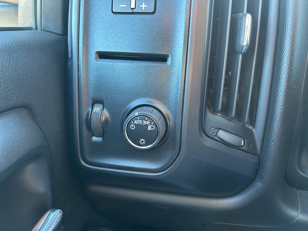 Used 2015 Chevrolet Silverado 3500 W/T w/ WT Convenience Package image 17