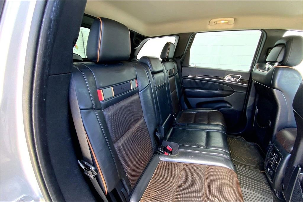 Used 2011 Jeep Grand Cherokee 70th Anniversary RWD image 24