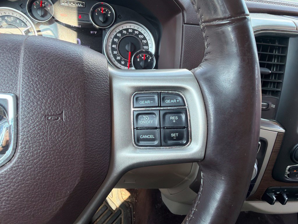Used 2017 RAM 1500 Laramie w/ Convenience Group AWD/4WD image 13