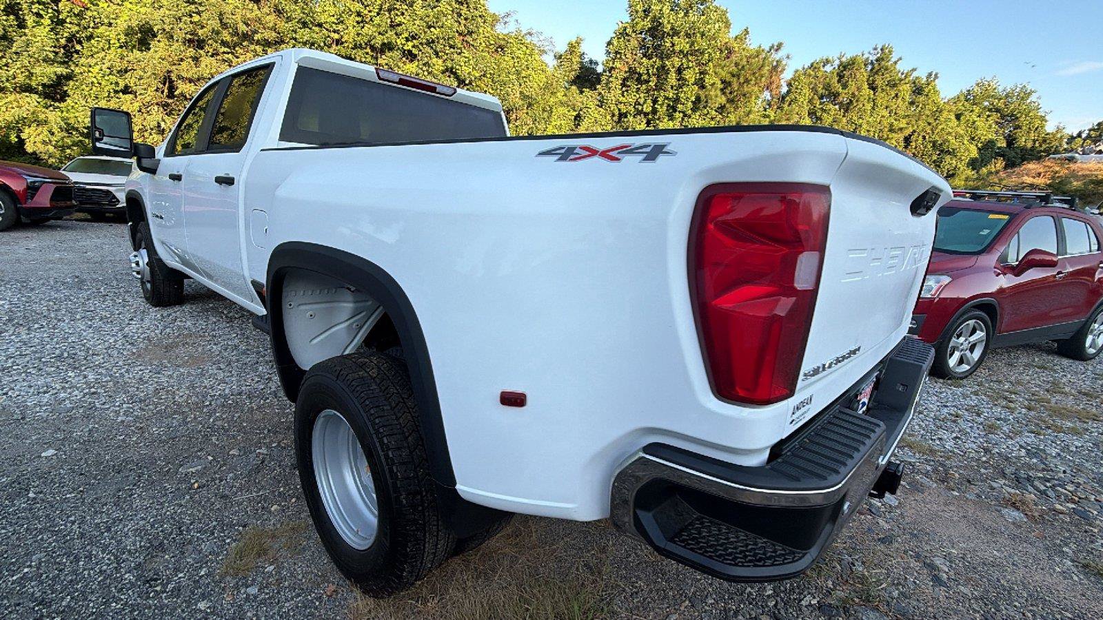 New 2026 Chevrolet Silverado 3500 W/T AWD/4WD image 10