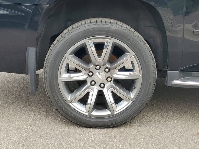 Used 2017 Chevrolet Suburban Premier AWD/4WD image 5