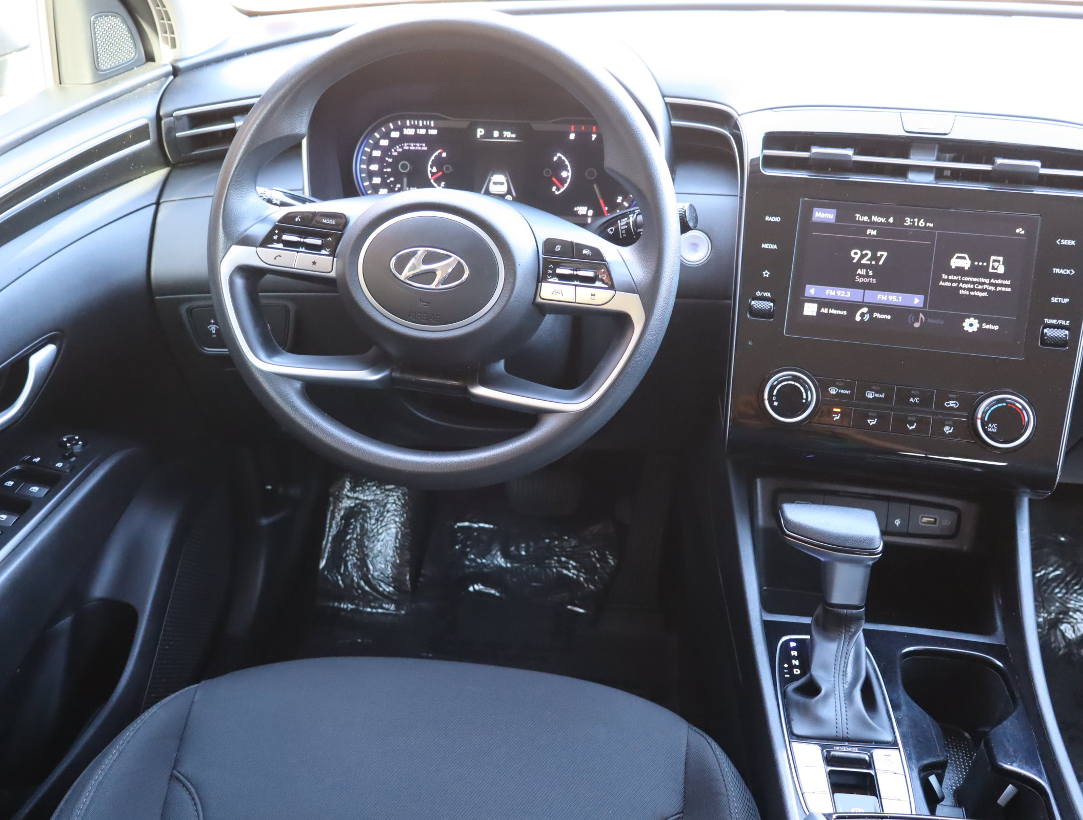 Used 2023 Hyundai Tucson SEL image 18