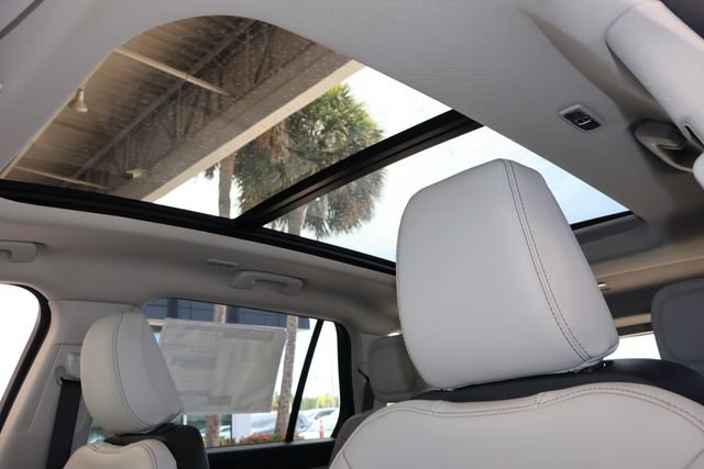 New 2026 Lincoln Aviator 2WD image 30