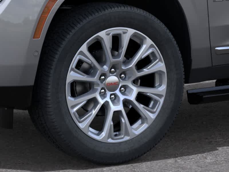 New 2026 GMC Yukon Denali w/ Denali Reserve Package AWD/4WD image 9