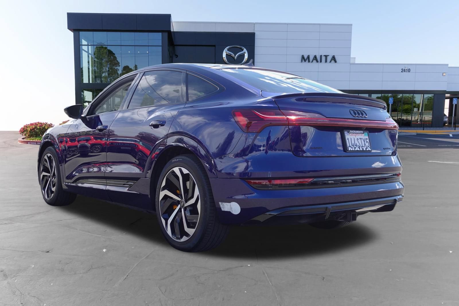 Used 2022 Audi e-tron Premium Plus w/ Premium Plus Package AWD/4WD image 5