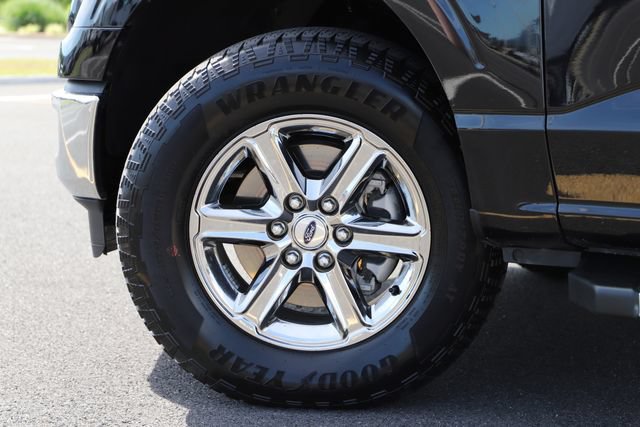 Used 2025 Ford F150 XLT w/ Equipment Group 301A Standard AWD/4WD image 2