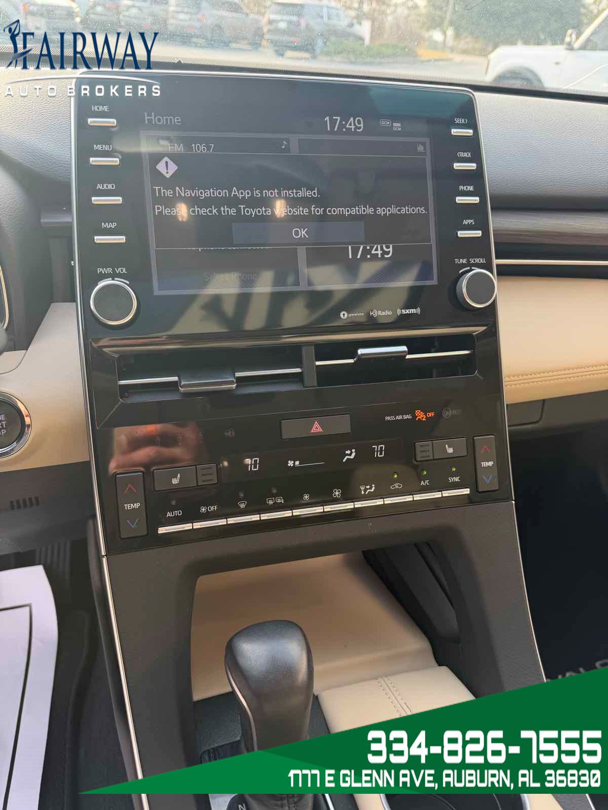 Used 2022 Toyota Avalon XLE image 13