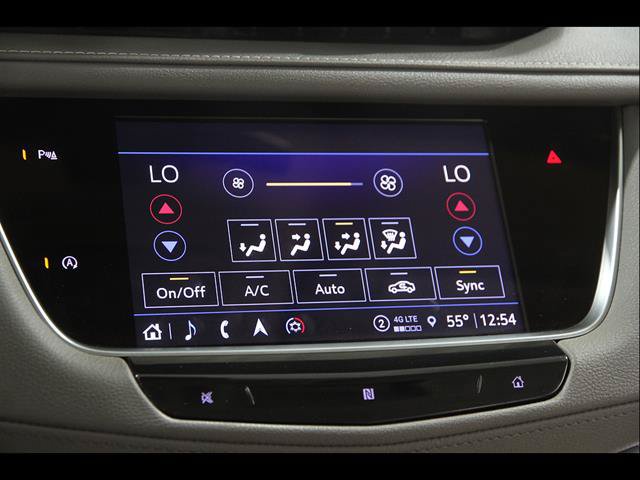 Used 2021 Cadillac XT5 Premium Luxury AWD/4WD image 13