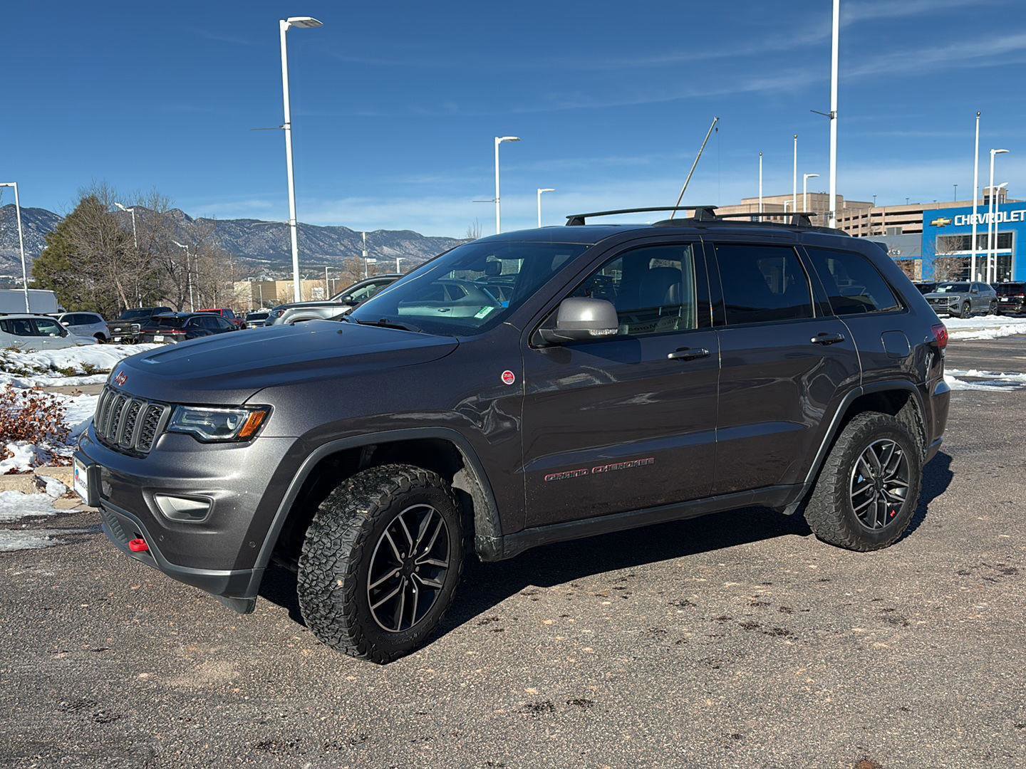Used 2019 Jeep Grand Cherokee Trailhawk w/ Trailhawk Luxury Group image 3