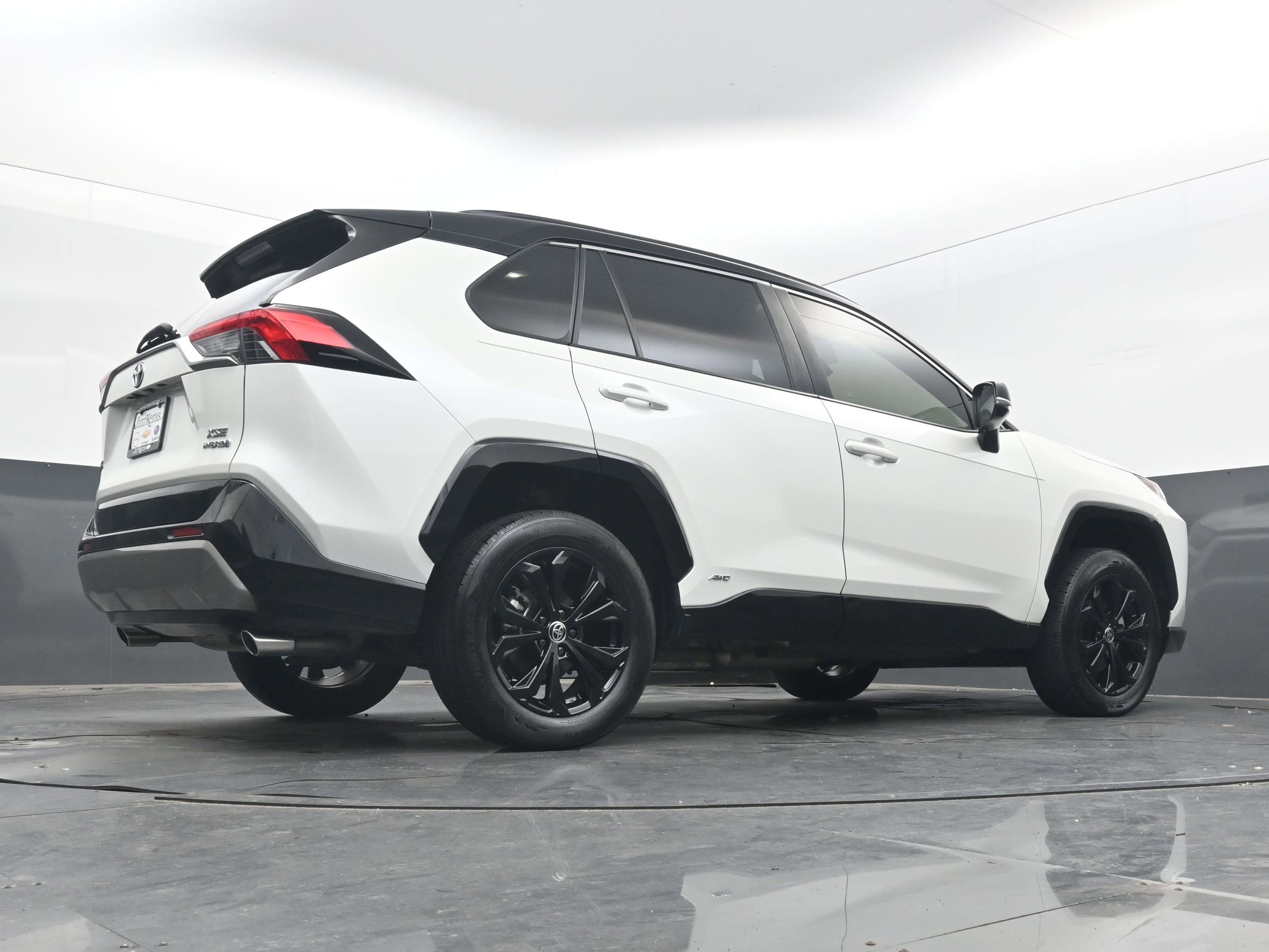 Used 2022 Toyota RAV4 XSE image 26