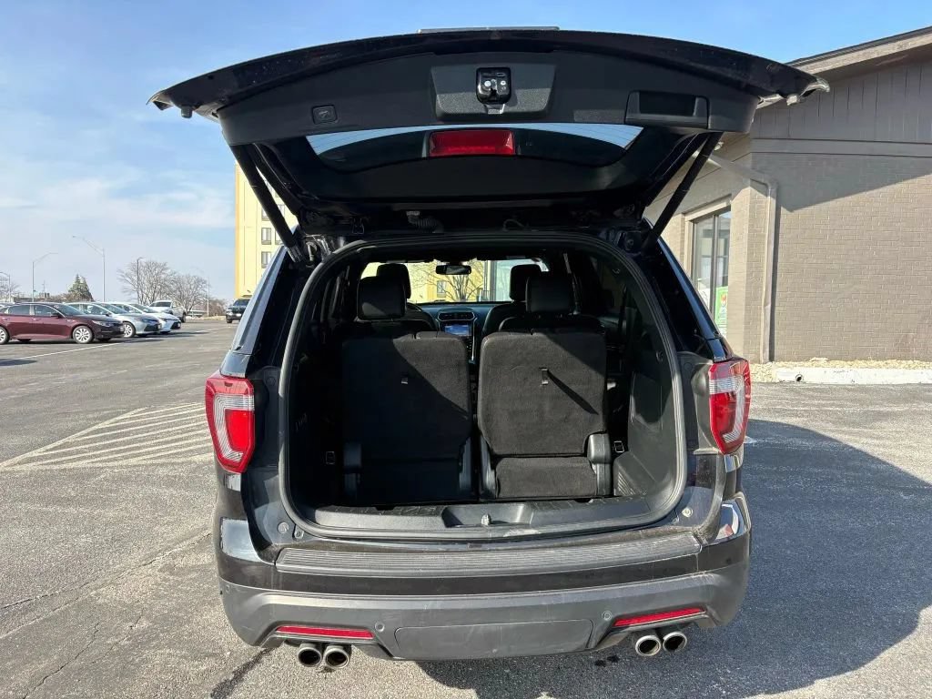 Used 2019 Ford Explorer Sport w/ Equipment Group 401A AWD/4WD image 8