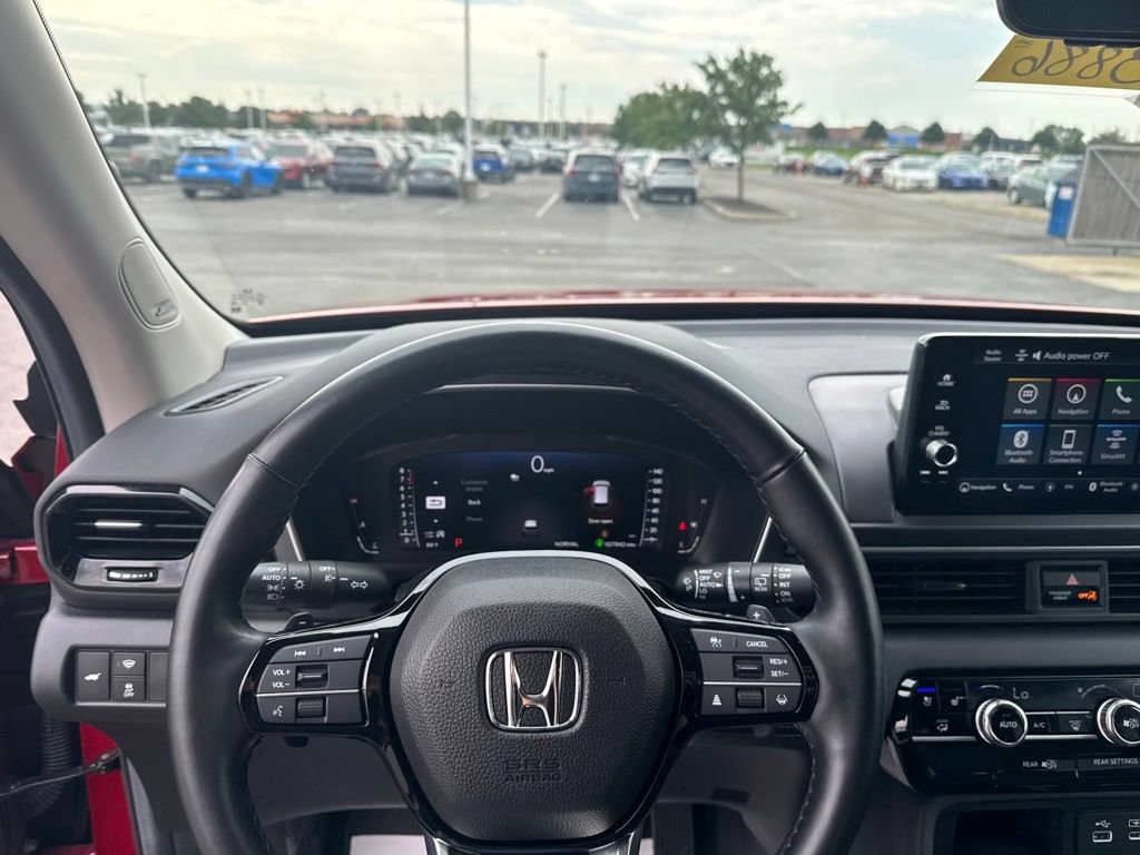 Certified 2025 Honda Pilot Elite image 13