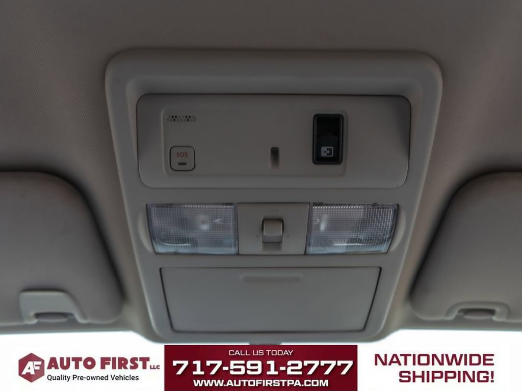 Used 2016 Nissan Titan PRO-4X w/ Pro-4x Convenience Package image 22
